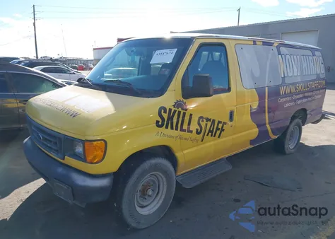 2003 Ford E-350 Super Duty Xl/Xlt z USA, uszkodzony, nr VIN 1FBSS31LX3HA99644